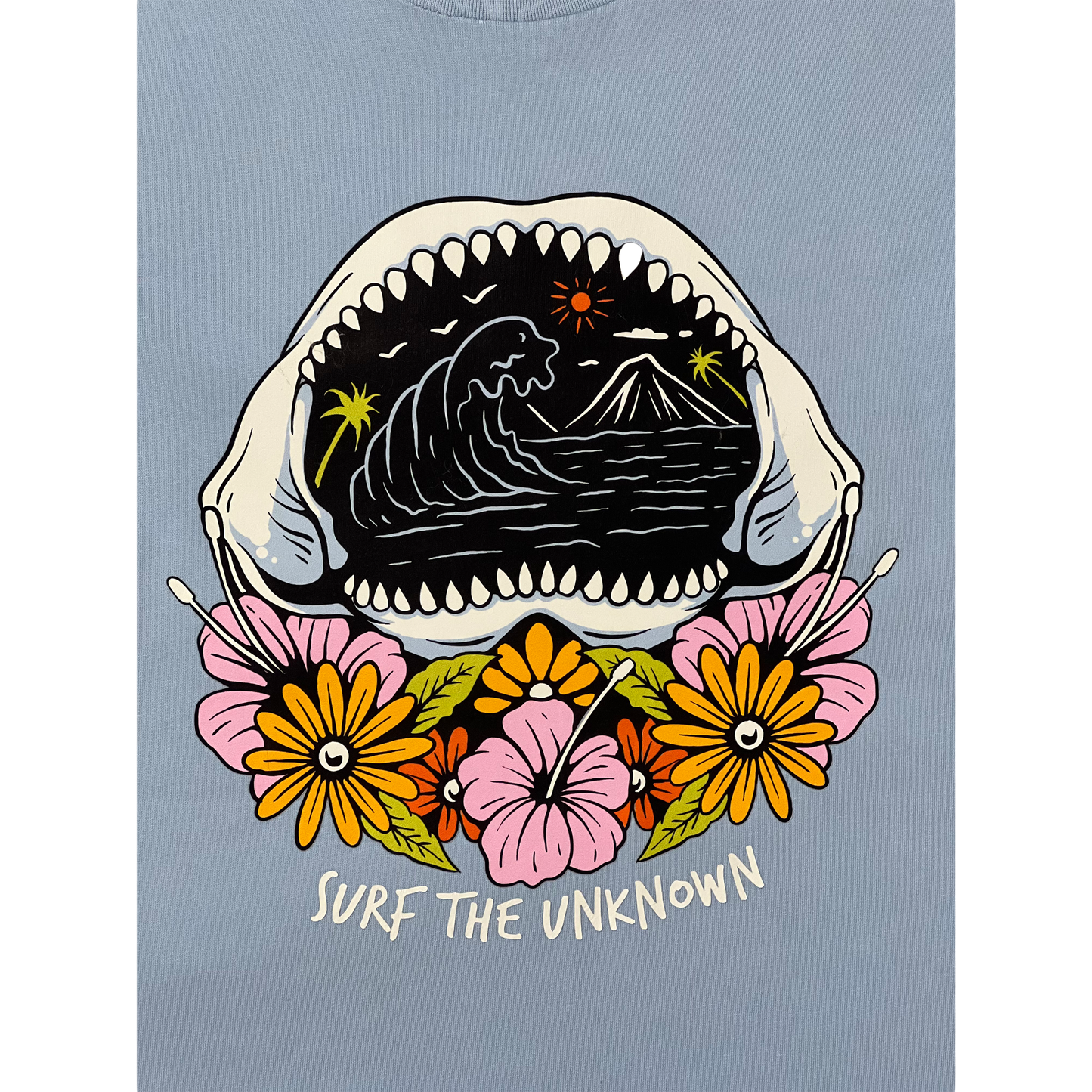 Camiseta con boca de tiburón 
