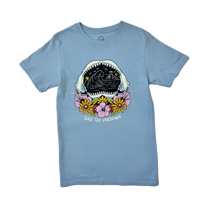 Camiseta con boca de tiburón 